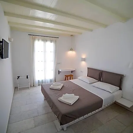 Nastasia Village Hotell 2*