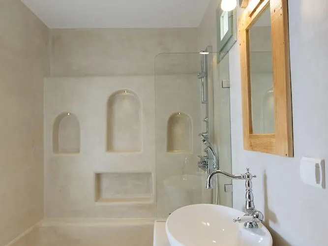 Hotel Nastasia Village 2*